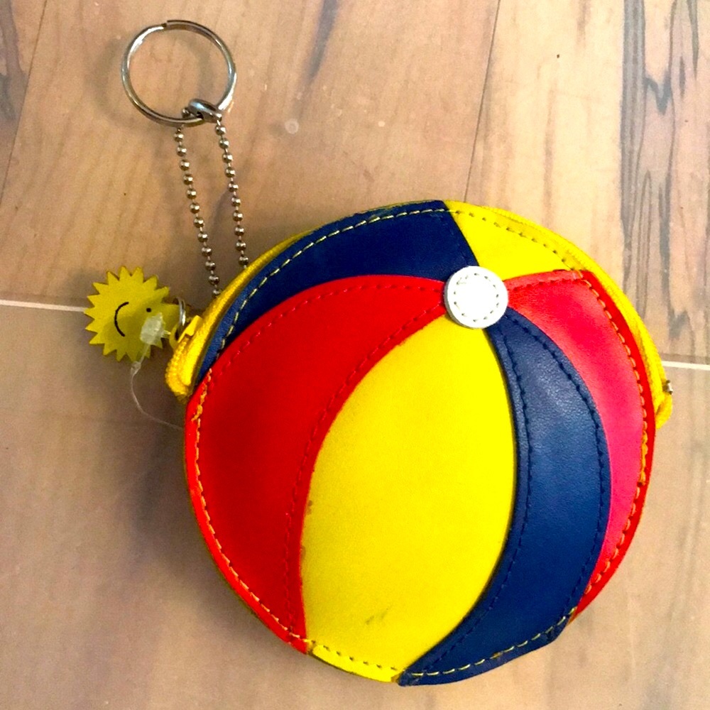 Vintage Rolfs Leather beachball key chain coin purse red blue yellow wallet zip